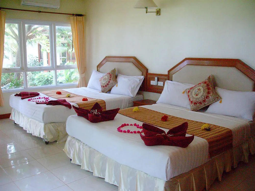 Lanta Palm Beach Resort , Beach Bungalow - Ko Lanta Hotel