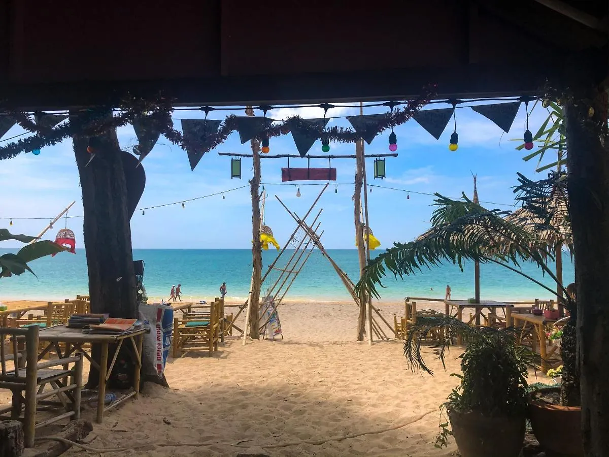 Lanta Palm Beach Resort , Beach Bungalow - Koh Lanta Hotel