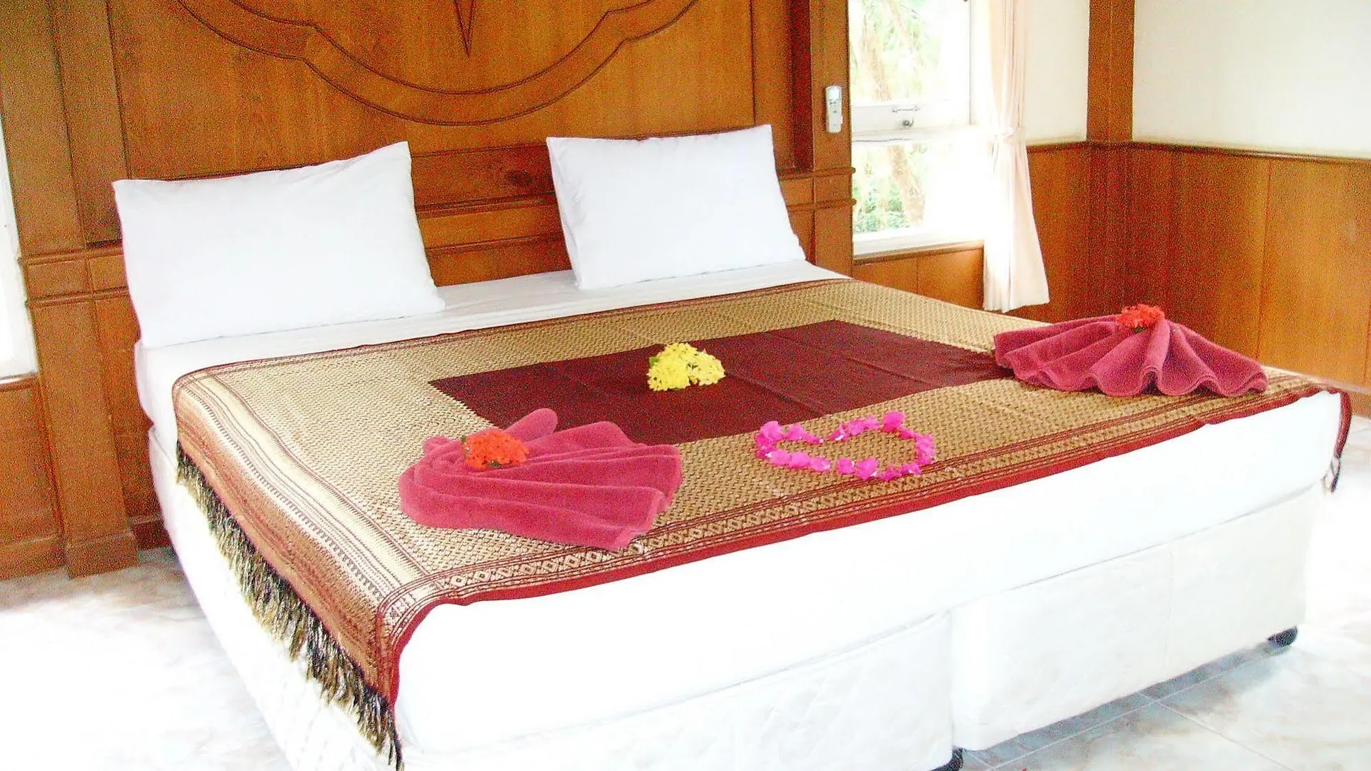 Lanta Palm Beach Resort , Beach Bungalow - קו לנטה 2*,  תאילנד