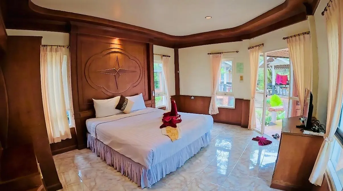 Lanta Palm Beach Resort , Beach Bungalow - Ko Lanta Hotel